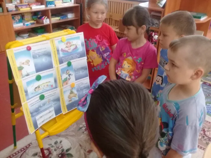 Беседы с медицинским работником  "правилам поведения на воде" и  "оказание первой медицинской помощи".